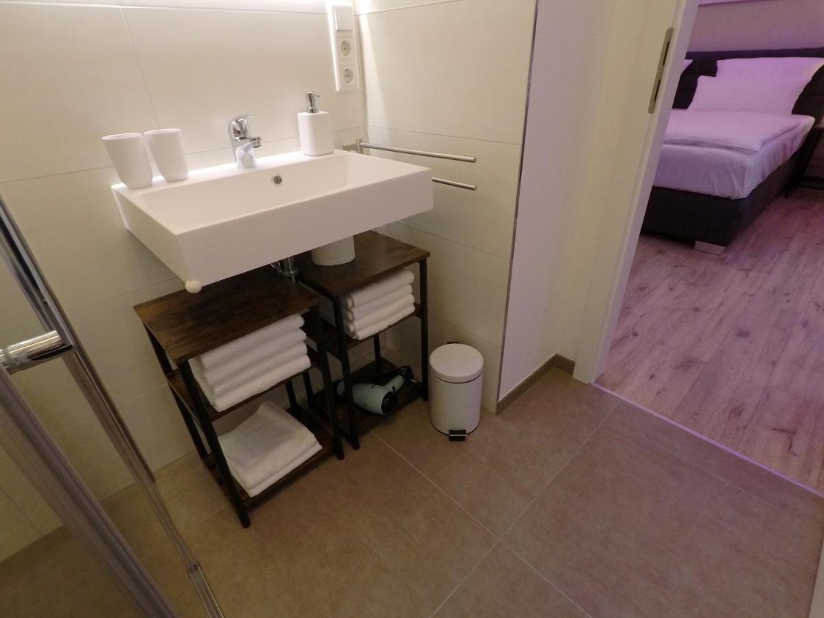 -Neubau- 42 Qm Balkon-Apartment Fulda Esterno foto