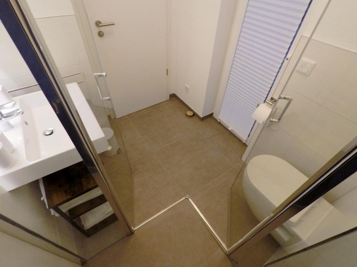 -Neubau- 42 Qm Balkon-Apartment Fulda Esterno foto