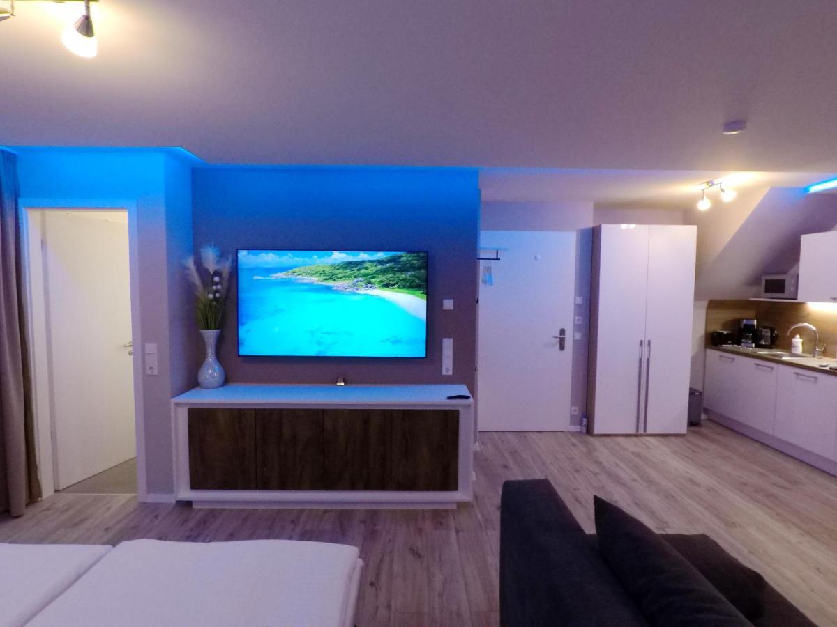-Neubau- 42 Qm Balkon-Apartment Fulda Esterno foto