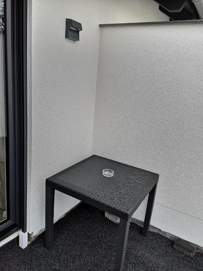 -Neubau- 42 Qm Balkon-Apartment Fulda Esterno foto